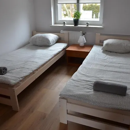 55 - Darmowy Parking Хостел Вроцлав