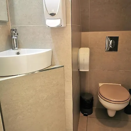 55 - Darmowy Parking * Вроцлав